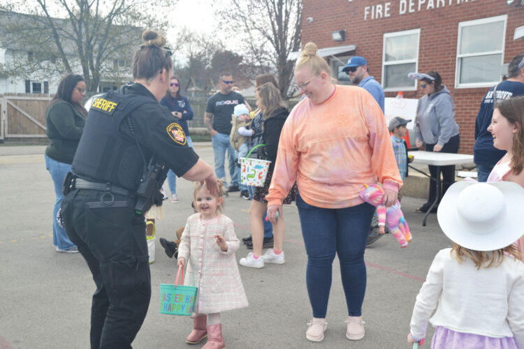 Oak Grove egg hunt